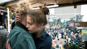 Задник к фильму "А завтра весь мир" #411989