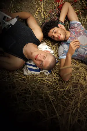 Постер к фильму "Просто друзья" #692009