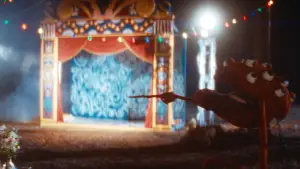 Задник к фильму "L