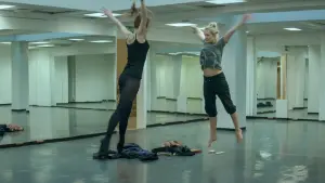 Задник к фильму "Ближайший" #439615