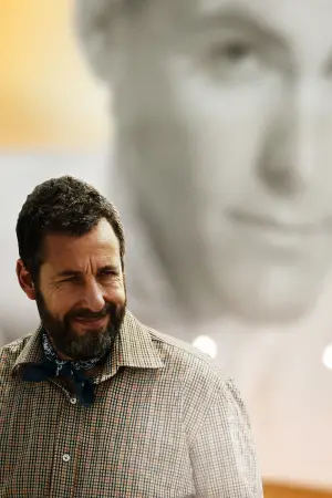 Постер к фильму "Джей Келли" #550784