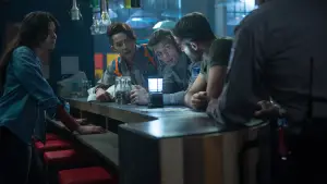 Задник к фильму "Охранник" #726519