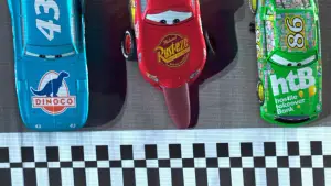 Задник к фильму "Тачки" #599740