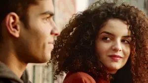 Задник к фильму "История любви и желания" #408390