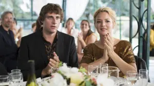 Задник к фильму "В постели с Викторией" #452234