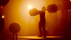 Видео к фильму Puffing Iron | Puffing Iron by Chris Rodriguez, Grant Rosado | 41st Miami Film Festival