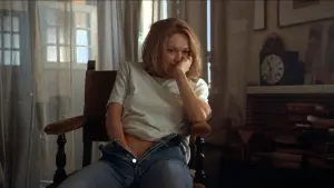 Задник к фильму "Неверная" #454671