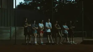 Видео к фильму Julie Keeps Quiet | International Trailer [Subtitled]