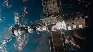 Задник к фильму "Салют-7" #240850