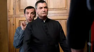 Задник к фильму "Миссионер" #499474