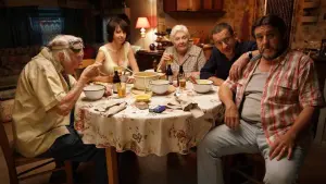 Задник к фильму "От семьи не убежишь" #415152