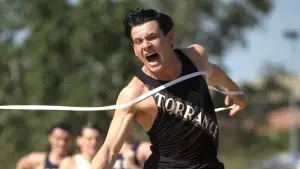 Задник к фильму "Несломленный" #215258