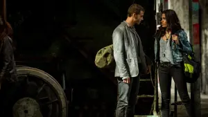 Задник к фильму "Шальное ранение" #439009