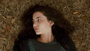 Задник к фильму "Проклятая" #415393