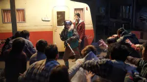 Задник к фильму "Странное семейство: Зомби на продажу" #359142