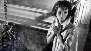 Видео к фильму Глаза без лица | Mark Kermode reviews Eyes Without A Face (1960) | BFI Player