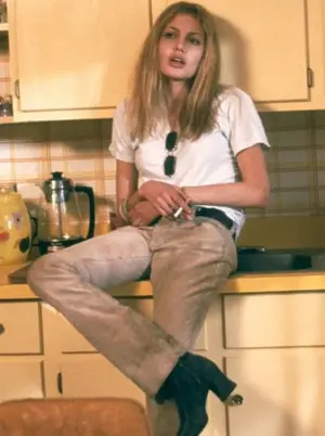 Постер к фильму "Прерванная жизнь" #505066