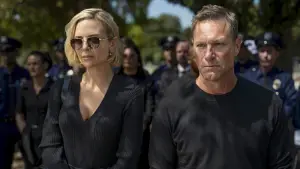 Задник к фильму "Клык 2: Город волков" #509968