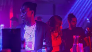 Задник к фильму "Женщина" #409790