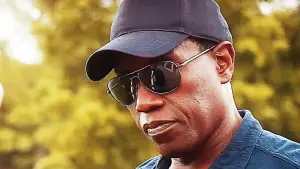 Задник к фильму "Вооружённый ответ" #344571