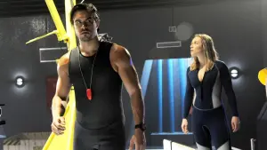 Задник к фильму "Глубокое синее море 2" #327101