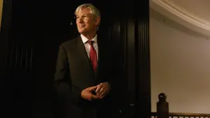 Задник к фильму "Стратегия Оппенгеймера" #362418