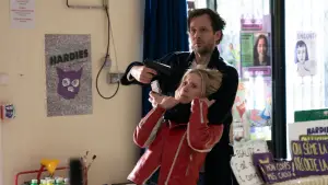 Задник к фильму "Смешение полов" #635495