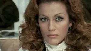 Задник к фильму "Ящерица в женской коже" #459219