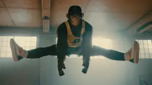 Задник к фильму "Быть лучше: История Робби Уильямса" #575394