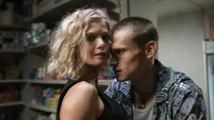 Задник к фильму "Хочу сейчас" #654345