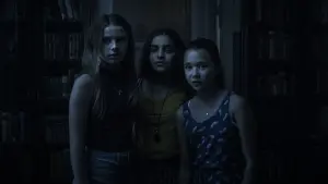 Задник к фильму "Комната 213" #432412