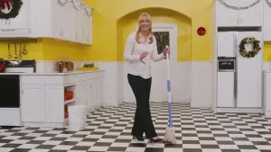 Задник к фильму "Джой" #316905