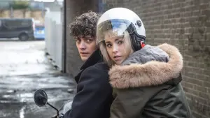 Задник к фильму "Вы умрете, или мы вернем вам деньги" #294092