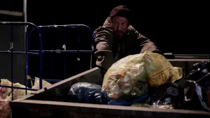 Задник к фильму "Фрики: Ты один из нас" #357683