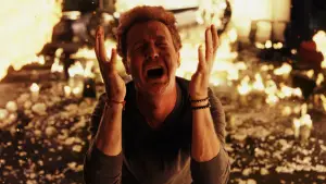 Задник к фильму "Достать ножи: Стеклянная луковица" #592469