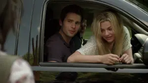 Задник к фильму "Внизу" #447619