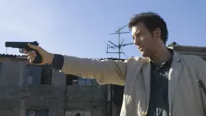 Задник к фильму "Интернэшнл" #296409