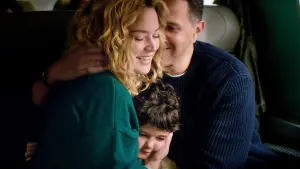 Задник к фильму "Дети других людей" #472472