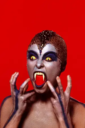 Постер к фильму "Логово белого червя" #349214