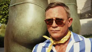 Задник к фильму "Достать ножи: Стеклянная луковица" #592442