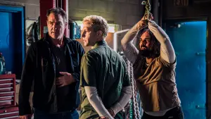 Задник к фильму "Неубиваемый" #336498