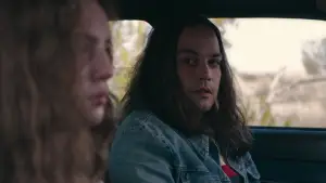 Задник к фильму "Свидание с монстром" #596960