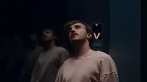 Задник к фильму "Мы все чужие" #503777