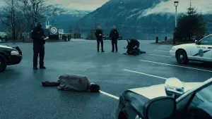 Задник к фильму "Опасный человек" #418279