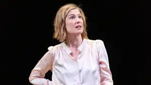 Задник к фильму "National Theatre Live: Inter Alia" #767756