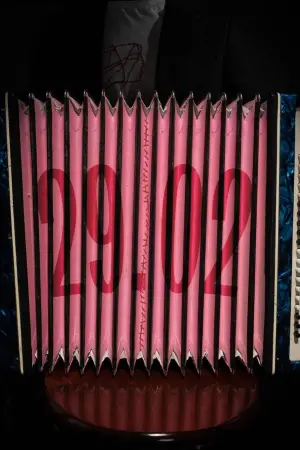 Постер к фильму "Андрей Айрапетов: Позорище"