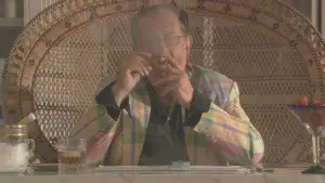 Задник к фильму "Подглядывающий на кухне" #343410