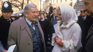 Задник к фильму "Тринадцать за столом" #457539