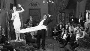 Задник к фильму "Парижанка" #456033