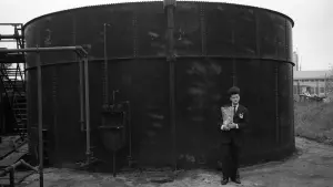 Задник к фильму "Голова-ластик" #218909